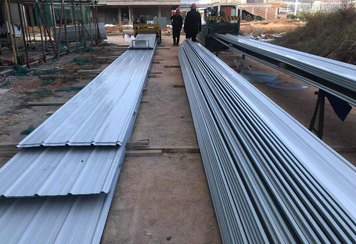 阿尔山网架施工